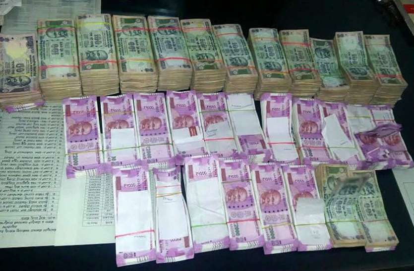 lok sabha election 2019 छत्तीसगढ़ लोकसभा चुनाव के दौरान अब तक 6 करोड़ 74 लाख के नगदी समेत अवैध सामग्री बरामद