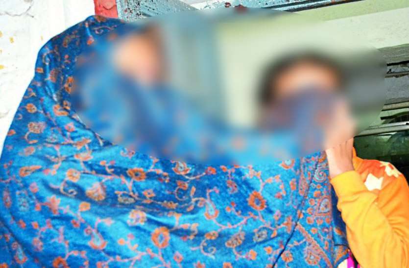 girl leaves Suicide Note युवती को ब्लैकमेल कर रहा था युवक,ममेरी बहन ने छोड़ा तीन पेज का सुसाइड नोट