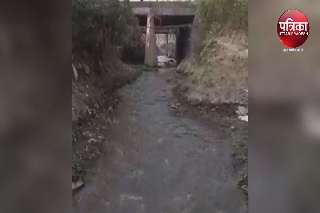 गंगा में गिरता सीवर