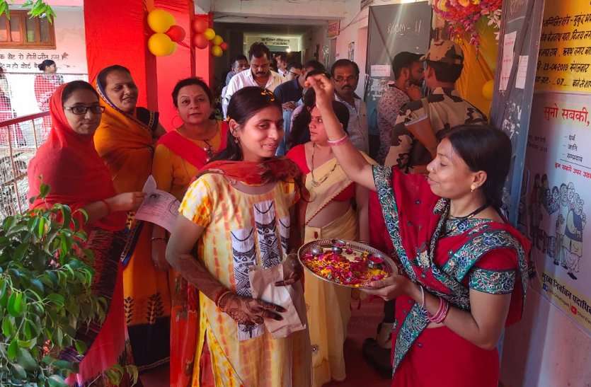 patrika Big Breaking: शुरू हुआ CG में अंतिम चरण का मतदान, दुर्ग से दिल्ली के दावेदार को वोटर्स कर रहे EVM में कैद, video