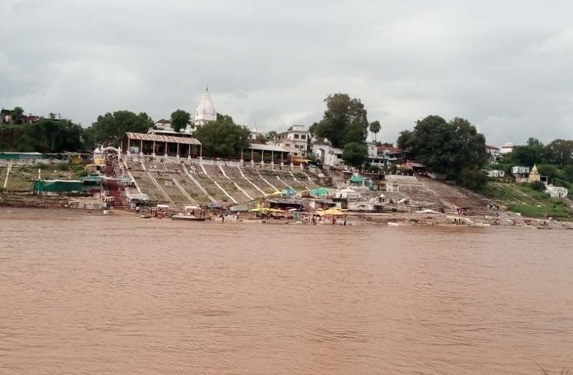 narmada river सागर जिले से बहन की खारी विसर्जित करने आया भाई नर्मदा में डूबा