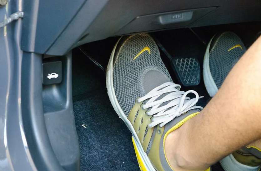 car tips बड़े काम का होता है कार का क्लच, ड्राइवर की इन आदतों की वजह से हो जाता है खराब
