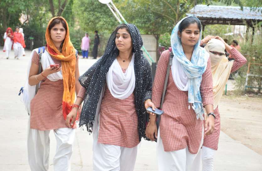 Admission process will be easy, help desk will be made in college एडमिशन प्रक्रिया होगी आसान, हर कॉलेज में बनेगा हेल्प डेस्क