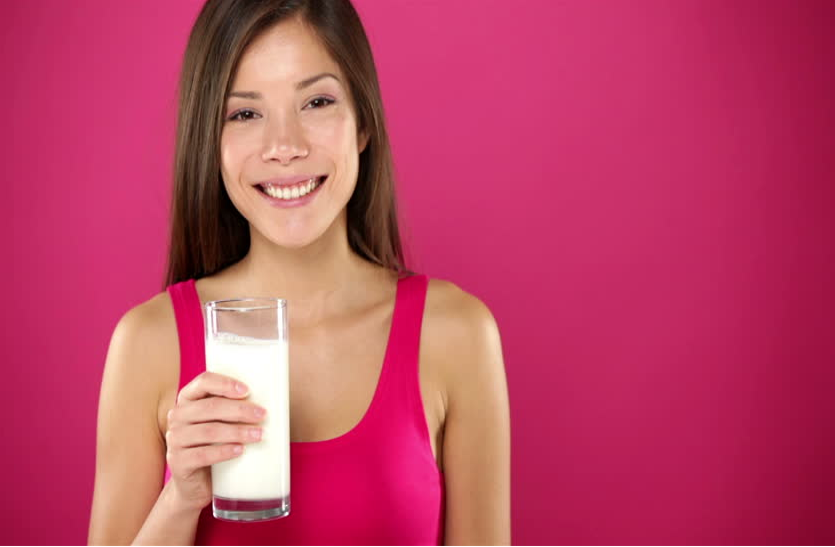 Take These Things With Milk For Good Health - अच्छी सेहत के लिए दूध के साथ करें इन चीजों का सेवन | Patrika News