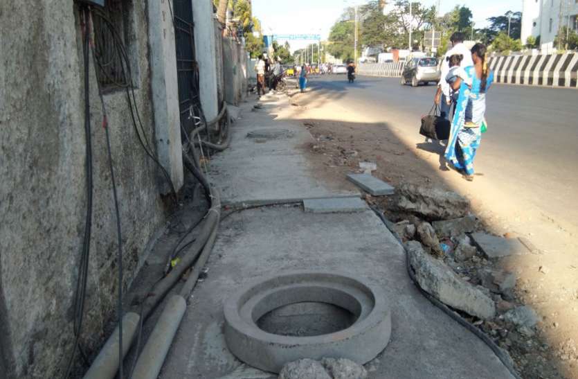 Open Manholes and Drainage, Headaches for the Masses आमजन के लिए सिरदर्द बन रहे खुले मेनहोल व डे्रनेज