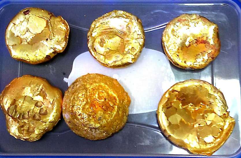 gold सोने के अचार और हलवे के बाद अब सोने की पूड़ी बनाकर की तस्करी, एक गिरफ्तार
