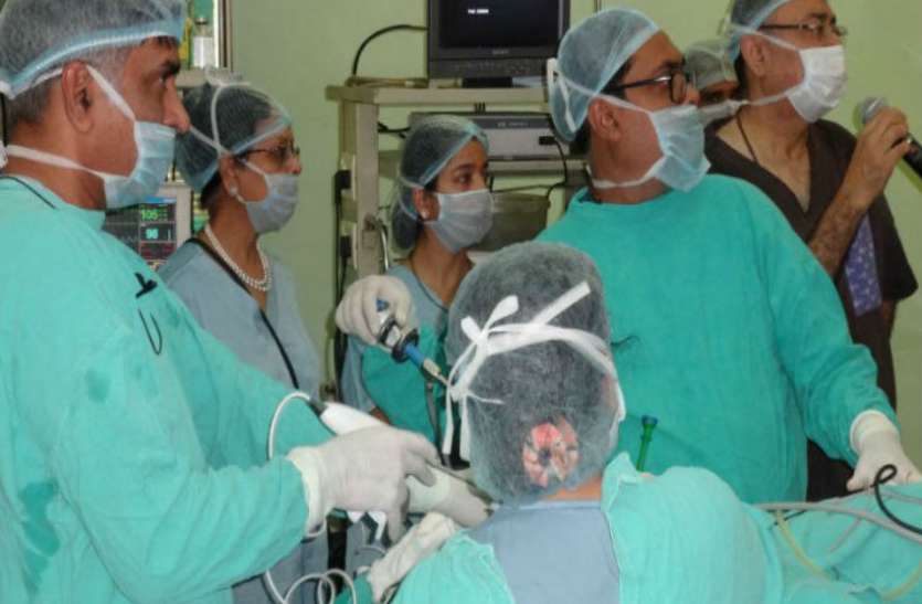 Cancer सावधान! महिलाओं में तेजी से बढ़ रही ये बीमारी, भारत में हर चार में तीन महिलाएं इस गंभीर रोग से ग्रसित