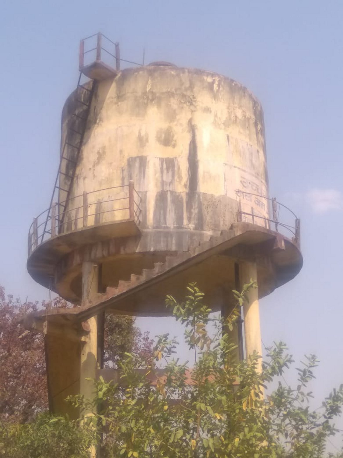 Closed water scheme बंद पड़ी नल-जल योजना