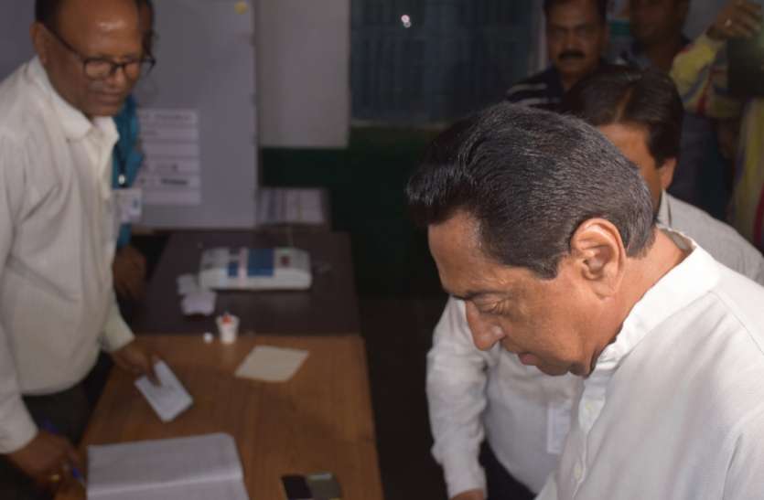 Electricity company accused सीएम के वोट करते ही बत्ती गुल