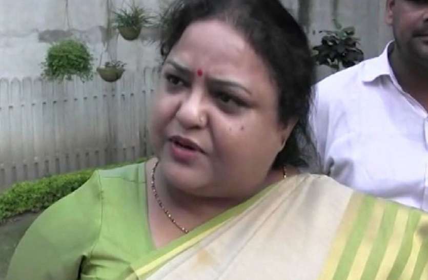 anupama jaiswal मंत्री अनुपमा जायसवाल को सिपाही देने गया था सलामी, हुआ कुछ ऐसा कि जाना पड़ा अस्पताल