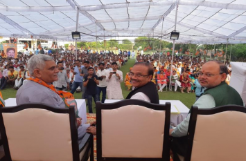 bjp started door to door campaign in haryana to win election हरियाणा: घर-घर प्रचार की तैयारी में जुटे भाजपाई, प्रदेश प्रभारी ने संभाली कमान