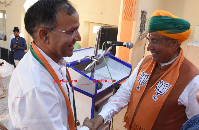 Bikaner Lok Sabha Elections 2019 Bikaner Lok Sabha Elections 2019- वादे नहीं अब ठोस हो बात, रेल फाटकों से दिलाओं निजात