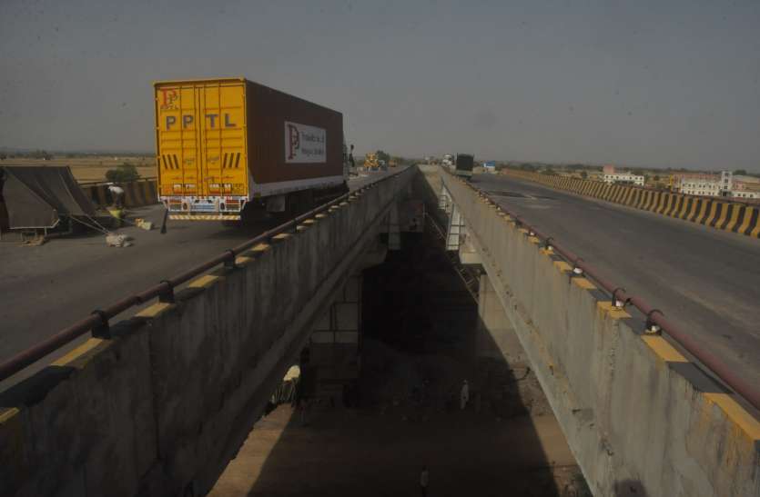 heavy vehicles, भारी वाहनों से आए दिन होते थे हादसे, शहर में लगता था जाम, अब मिला आराम