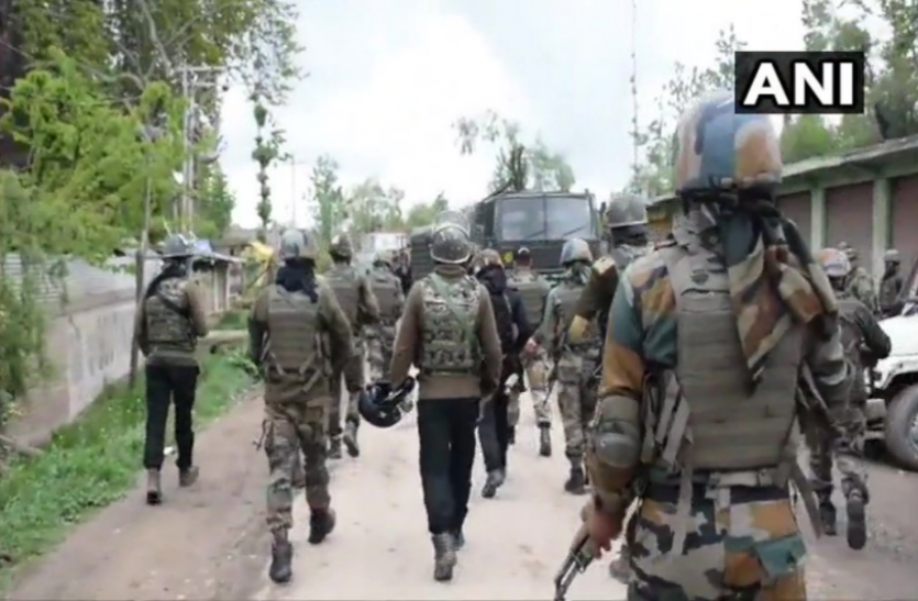 Jammu And Kashmir: Encounter between terrorist and security forces at Shopian, Shahid Naveed of JKGF arrested शोपियां में सुरक्षाबलों और आतंकवादियों के बीच मुठभेड़, एक आतंकी गिरफ्तार