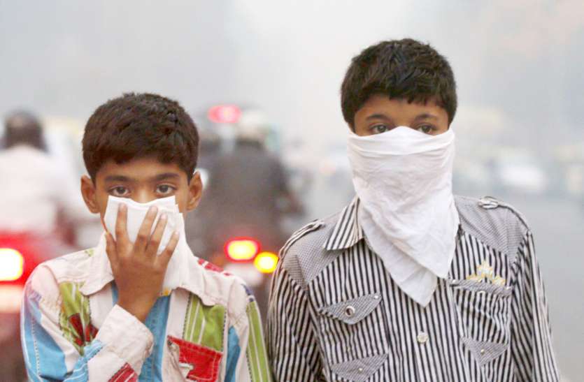 Air pollution in kanpur धूल भरी हवाओं और धुएं ने गर्मी में भी हवा को किया प्रदूषित