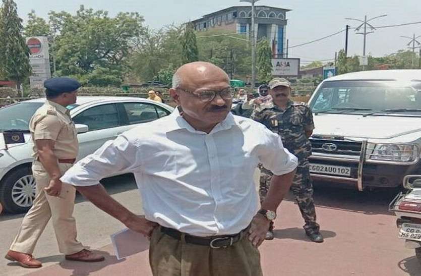 Mukesh Gupta MGM ट्रस्ट से संचालित अस्पताल के 97 बैंक खातों की हुई शिकायत, निलंबित DG मुकेश गुप्ता संदेह के दायरे में