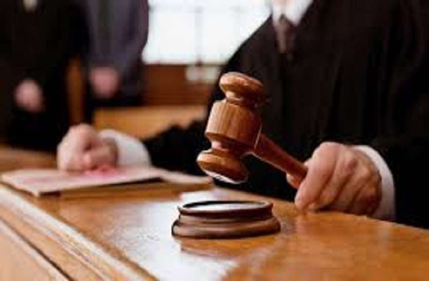 girlfriend commits suicide, court punishes boyfriend शादी से मना किया तो प्रेमी के घर आकर झूल गई पंखे से ! प्रेमी को हो गई सात साल की कैद