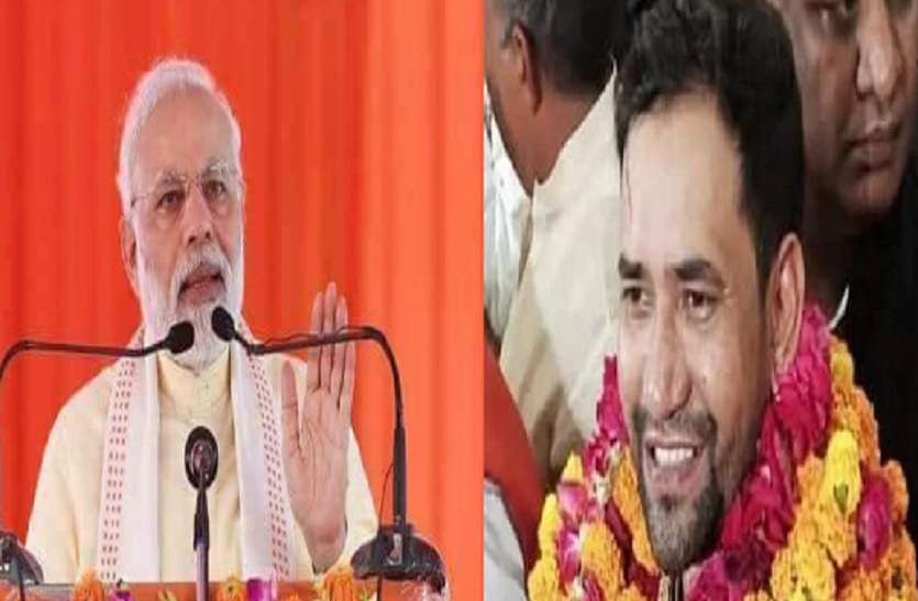 azamgarh Loksabha seat 'निरहुआ' ने नरेंद्र मोदी का भोजपुरी गीत से किया स्वागत, फिर पीएम ने भी निरहुआ को लेकर कही यह बात