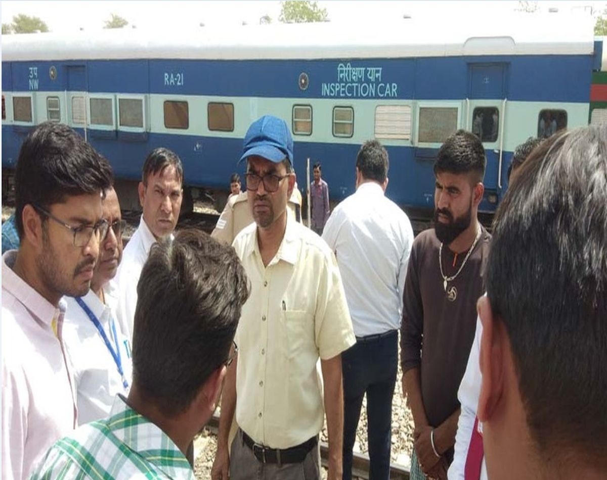 bikaner DRM visit mahajan railway station डीआरएम ने किया औचक निरीक्षण