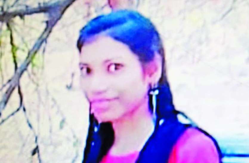 suicide 10वीं-12वीं में जिले की टॉपर, फिर नहीं झेल पाई सीएस का तनाव और दे दी जान