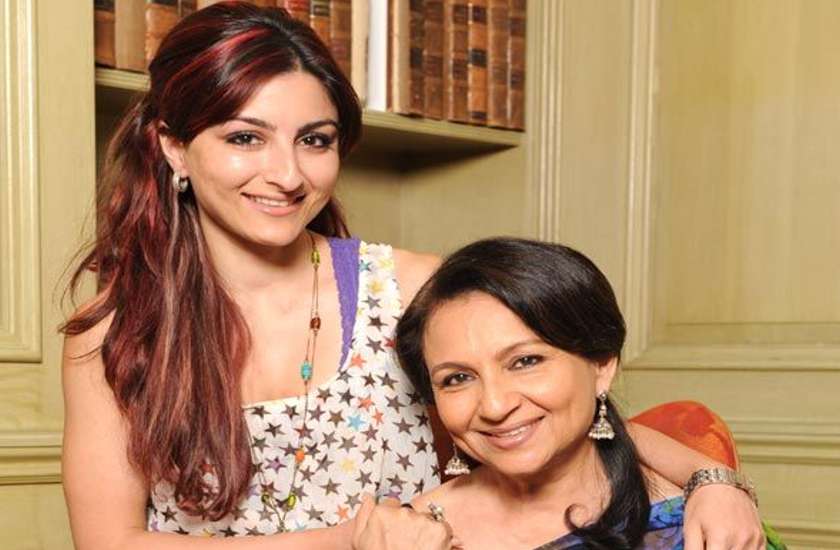 Mom actress. Sharmila Tagore with daughter.