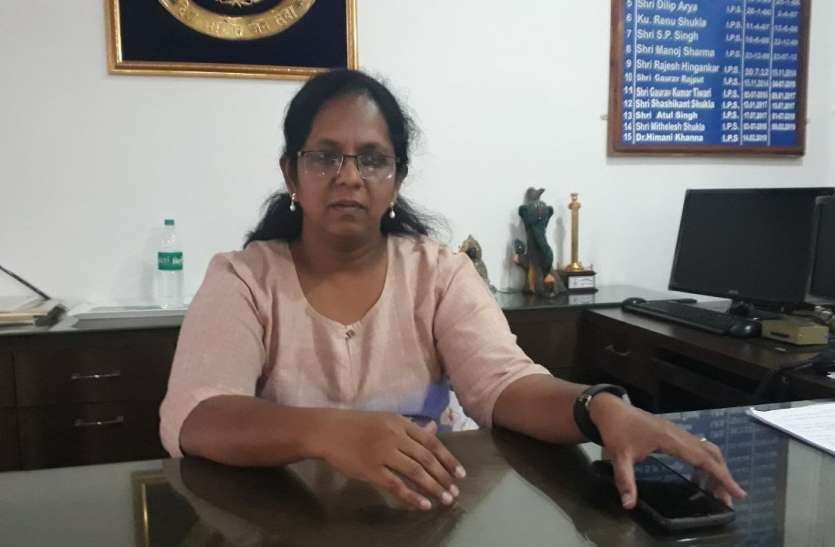 The story of two mothers of the district on World Mother's Day विश्व मदर्स डे पर पढि़ए एक ऐसी मां की कहानी जिसने बेटियों को जन्म तो नही दिया, पर बेटियों के लिए जन्म देने वाली मां से बढ़कर है