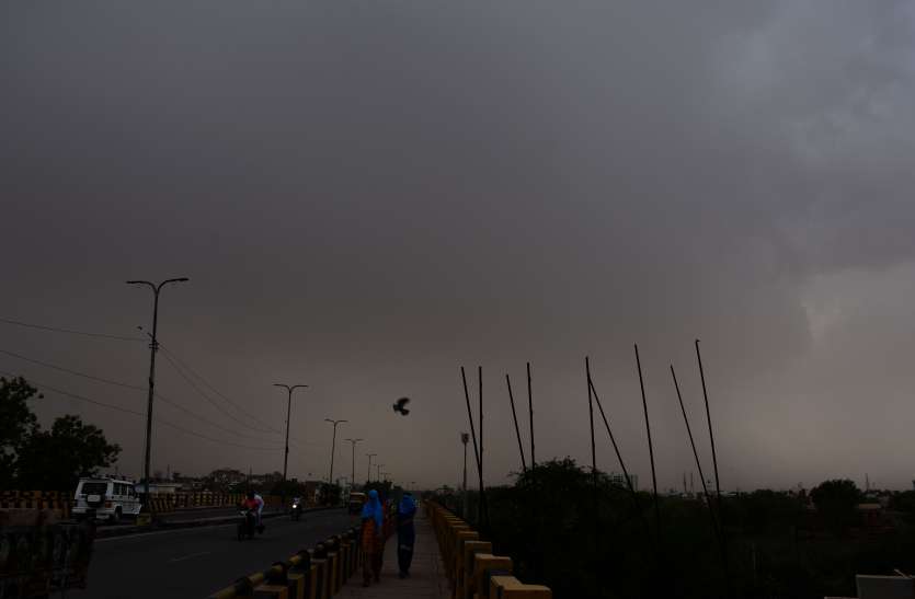 bikaner weather- rain in bikaner बीकानेर में बारिश, ओले भी गिरे