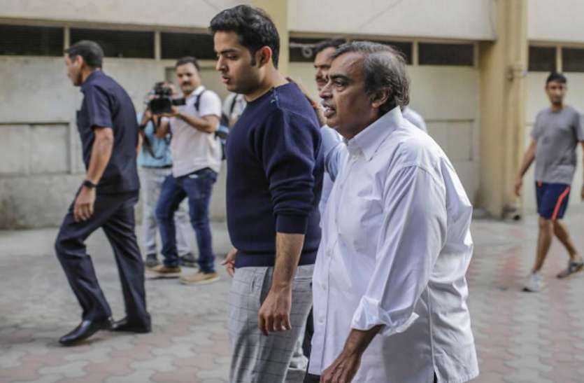 Mukesh Ambani मोदी की गुजरात से काम करेगी मुकेश अंबानी की Jio, एक साल में पांच कंपनियों को अहमदाबाद में किया शिफ्ट