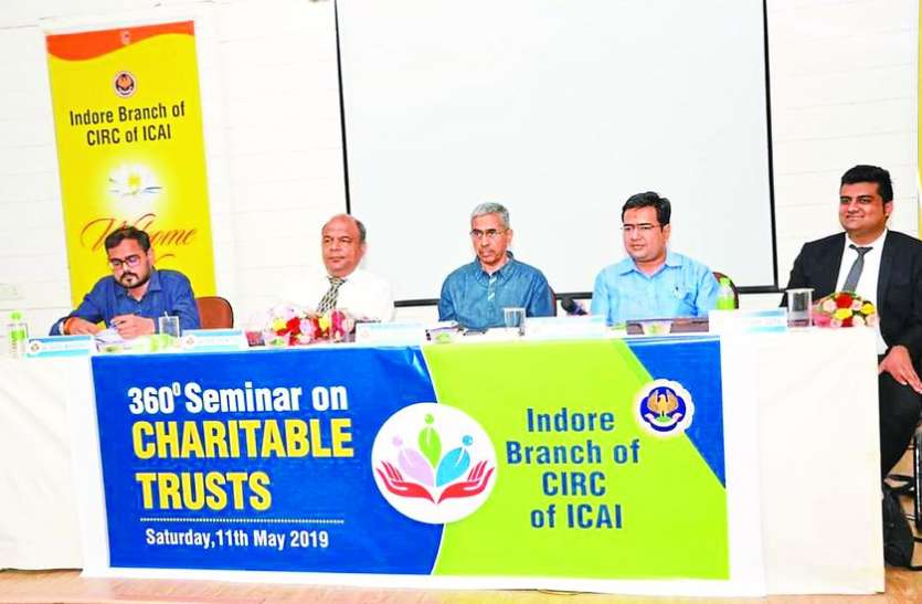 indore विदेश में बसे रिश्तेदार भारत में पैसा भेजे तो गृह मंत्रालय को दें जानकारी, वरना भरना पड़ेगा जुर्माना