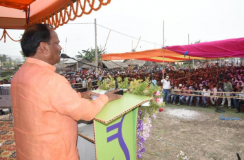 jharkhand CM said JMM-Congress always ignored the santhal झामुमो-कांग्रेस ने संताल की हमेशा उपेक्षा की-रघुवर दास