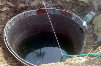 last week 4 peoples died during Well construction work in jharkhand झारखंड:मनरेगा के तहत हो रहे कुआं निर्माण में सुरक्षा मानको की अनदेखी,एक सप्ताह में दो अलग-अलग घटनाओं में चार की मौत