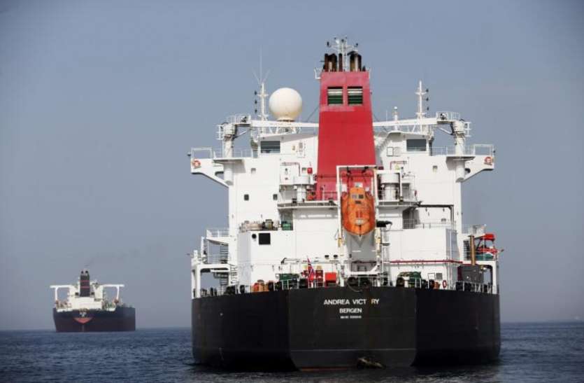tankers सऊदी अरब के दो तेल टैंकरों को बनाया निशाना, बढ़ा तनाव