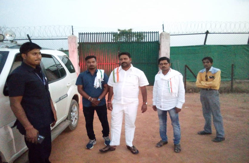 cg news निरीक्षण करने पहुंचे विधायक ने काले हिरणों की मौत के मामले में की डीएफओ को हटाने की मांग, जांच के आदेश