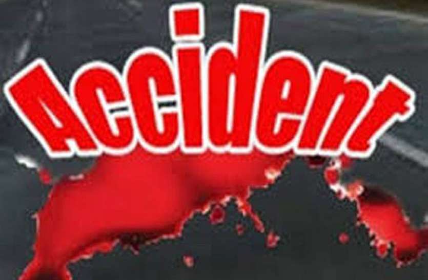 one-killed-by-motorbike-rider आमने-सामने भिड़ी मोटर साइकिल, एक की मौत, दूसरा घायल