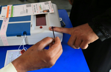 55.5 percent voters age below 40 years in jharkhand for 7th phase झारखंड में चौथे चरण के कुल मतदाताओं में 55.5 प्रतिशत की उम्र 40 साल से कम
