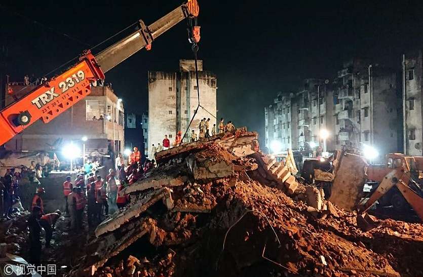 building collapsed चीन: शंघाई में बहुमंजिली इमारत धराशायी, 5 की मौत