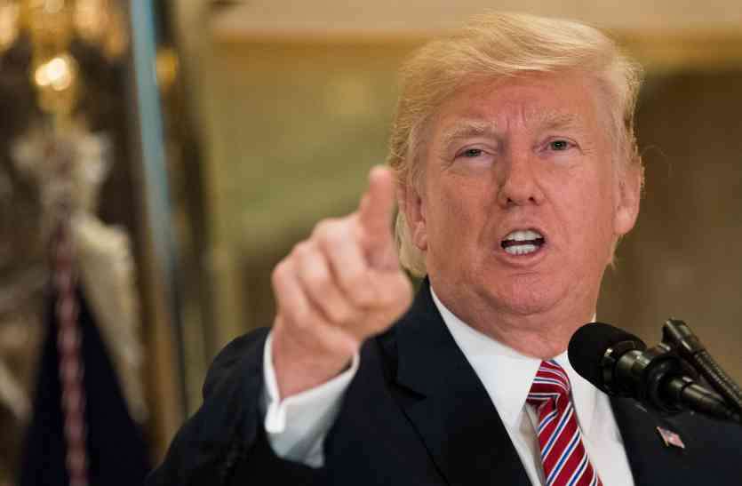 Donald trump ट्रेड वॉर के बीच राष्ट्रपति डोनाल्ड ट्रंप ने लगाई इमरजेंसी, कहा- विदेशी कंपनियों से अमरीका को खतरा