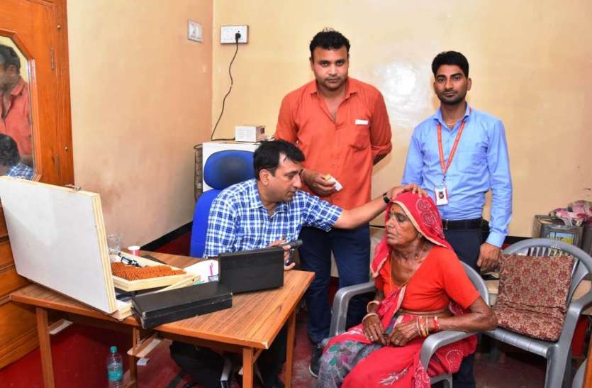 Nagaur patrika,Deteriorating condition of Ayurvedic centers with regardless of respon जिम्मेदारों की बेपरवाही से आयुर्वेदिक केन्द्रों के बिगड़े हालात