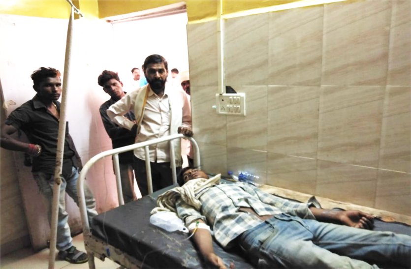 Three laborers exposed to the hiation line while working काम करते समय हाइटेंशन लाइन के संपर्क में आए तीन मजदूर, साइड इंचार्ज की मौत