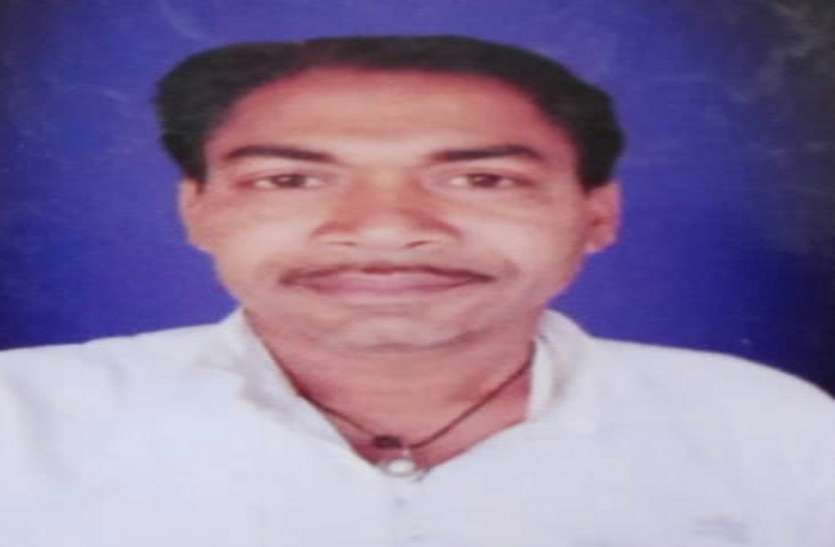bemetara सूदखोर के नाम सुसाइड़ल नोट लिख व्यापारी ने लगा ली थी फांसी, अबतक नहीं हुई कार्रवाई