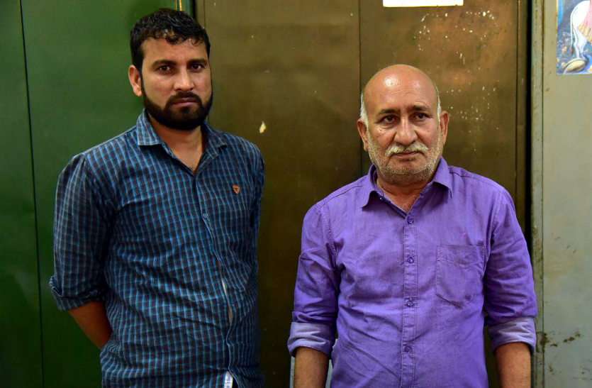 patwari bribe रिश्वत लेते पटवारी गिरफ्तार, भांजे से कराता था दलाली, तीन महीने बाद होना था रिटायर्ड