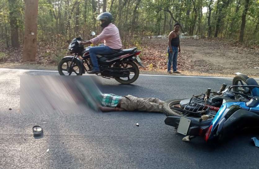 Accident death यमराज बनकर आए तेज रफ्तार ट्रेलर ने बुझा दिया घर का चिराग, पहिए से कुचलकर दर्दनाक मौत