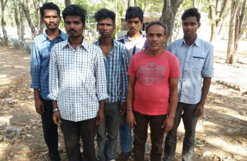 released बोरवेल संचालक पर केस दर्ज, छह मजदूरों को कराया मुक्त
