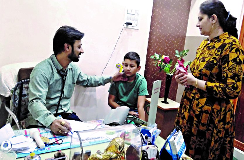 patrika गर्मी में बढ़ रहे डिहाइडे्रशन के मरीज डॉक्टर्स बता रहे बचाव के उपाय