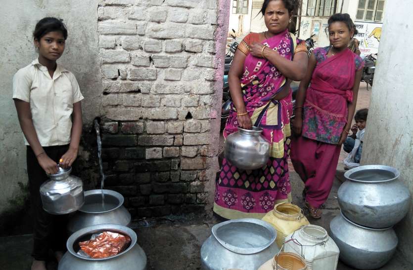 1 अब चार दिन के बाद ही मिलेगा पीने का पानी