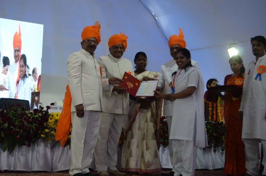 mds university convocation Big issue: Degree और मेडल रखे हैं अलमारी में, स्टूडेंट्स कर रहे इंतजार