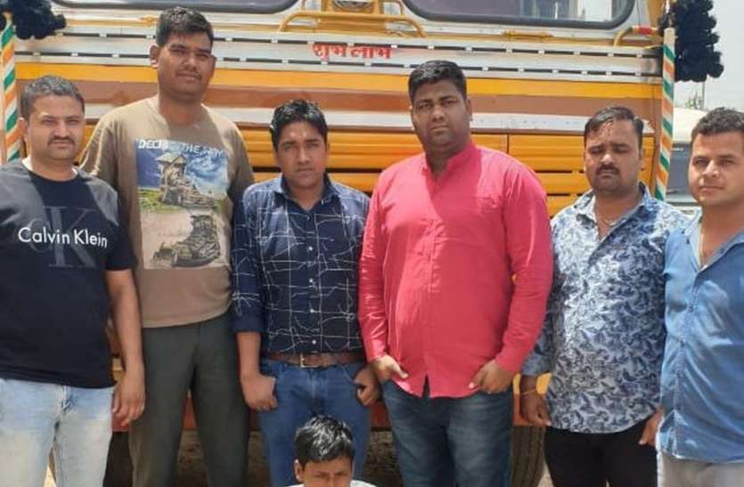 patrika राजस्थान से होकर पंजाब ले जा रहे थे डोडाचूरा