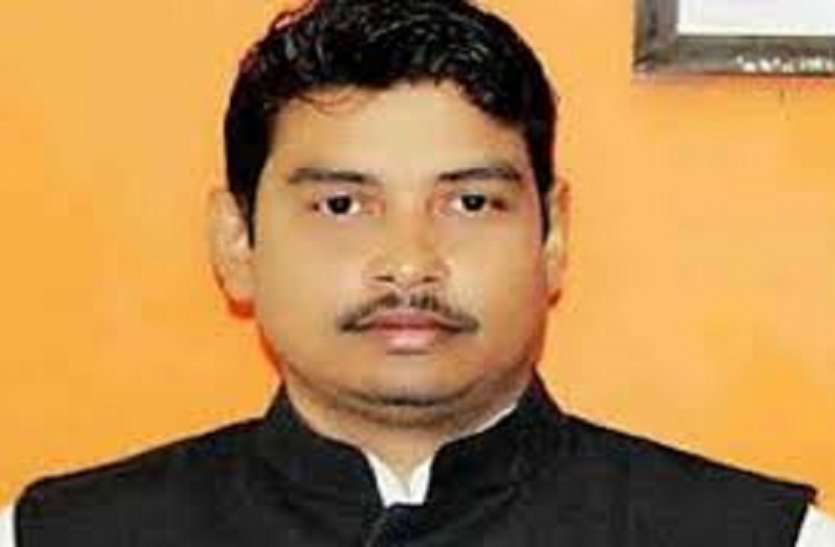 Atul Rai सुप्रीम कोर्ट ने नहीं लगायी गिरफ्तारी पर रोक, फिर न्यायालय पहुंचे अतुल राय ने दिया यह प्रार्थना पत्र