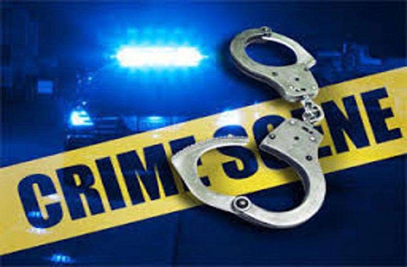tractor-escaped-from-mining-mafia-ranger खनन माफिया की दबंगई, रेंजर से छुड़ा ले गए ट्रैक्टर