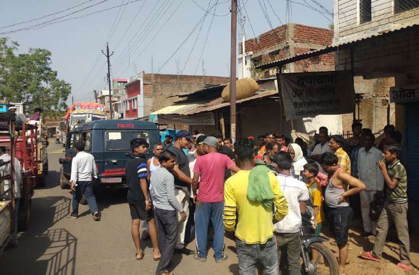 Three killed in accident एक की चीतल को बचाने के प्रयास में तो दूसरे की पुलिया में बाइक गिरने से मौत, ट्रैक्टर की ठोकर से भी एक ने तोड़ा दम
